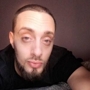 Meet your Posher, Cj